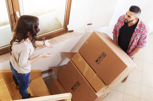 Clean and dry storage units for belongings in Heston