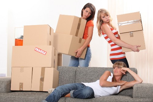 Secure storage unit use for household and commercial items in Heston